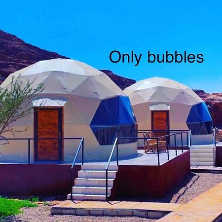 Adel Rum Camp Bubbles Wadi Rum Eksteriør billede