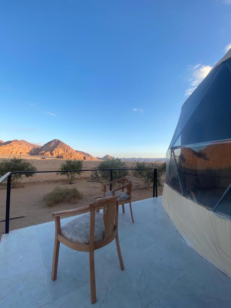 Adel Rum Camp Bubbles Wadi Rum Eksteriør billede