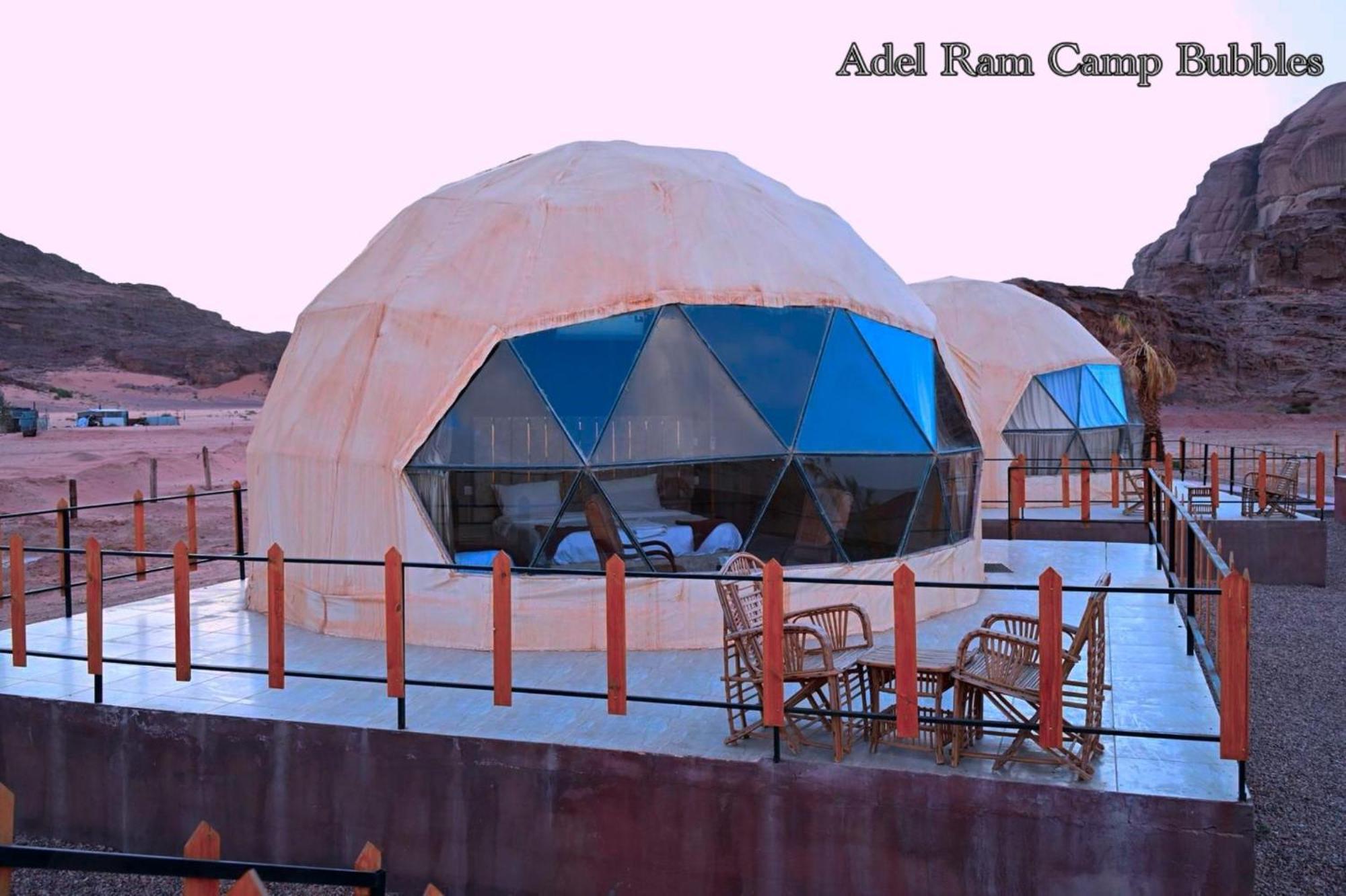 Adel Rum Camp Bubbles Wadi Rum Eksteriør billede